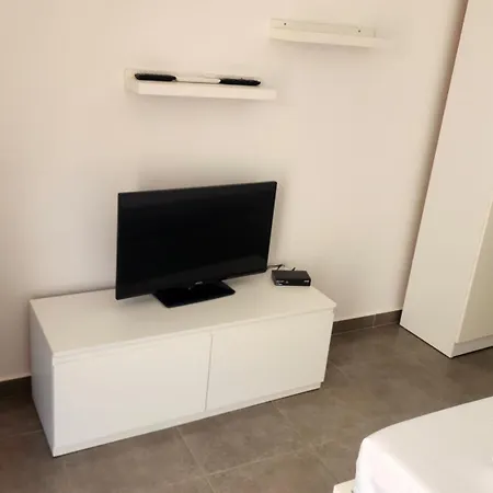 Leoni Modern Sea View Floor 3