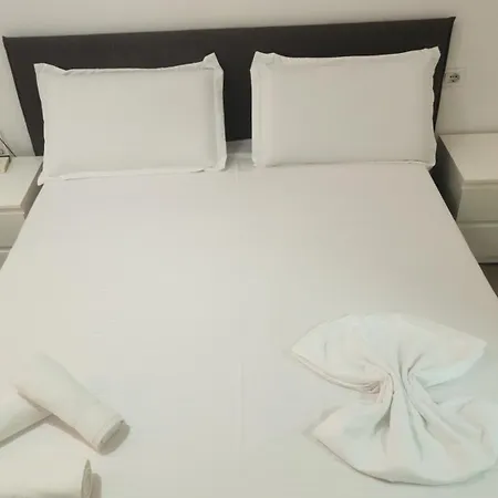 Leoni Modern Sea View Floor 3 * Shëngjin