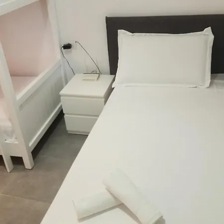 Leoni Modern Sea View Floor 3 Apartamento